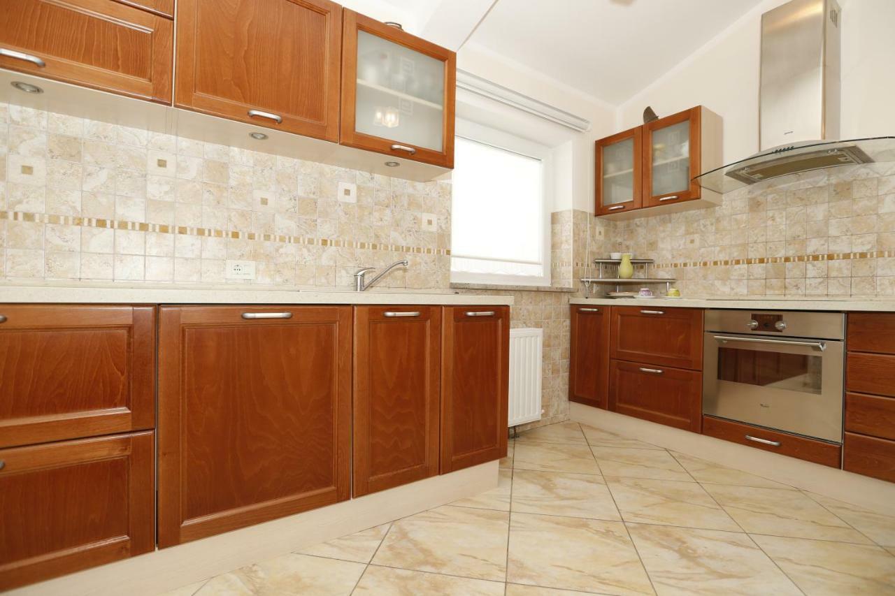 Apartment Bojan With Terrace And Sea View Baška Exterior foto