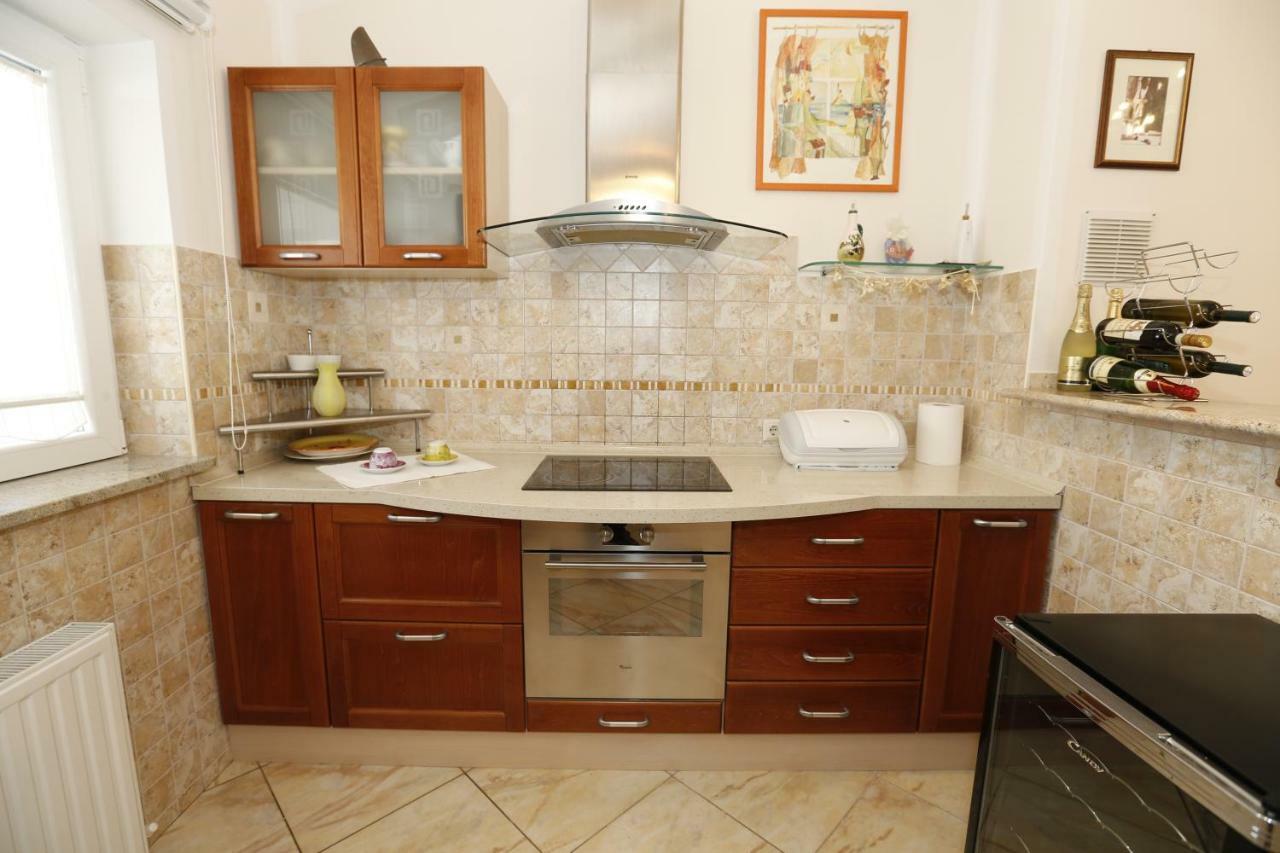 Apartment Bojan With Terrace And Sea View Baška Exterior foto
