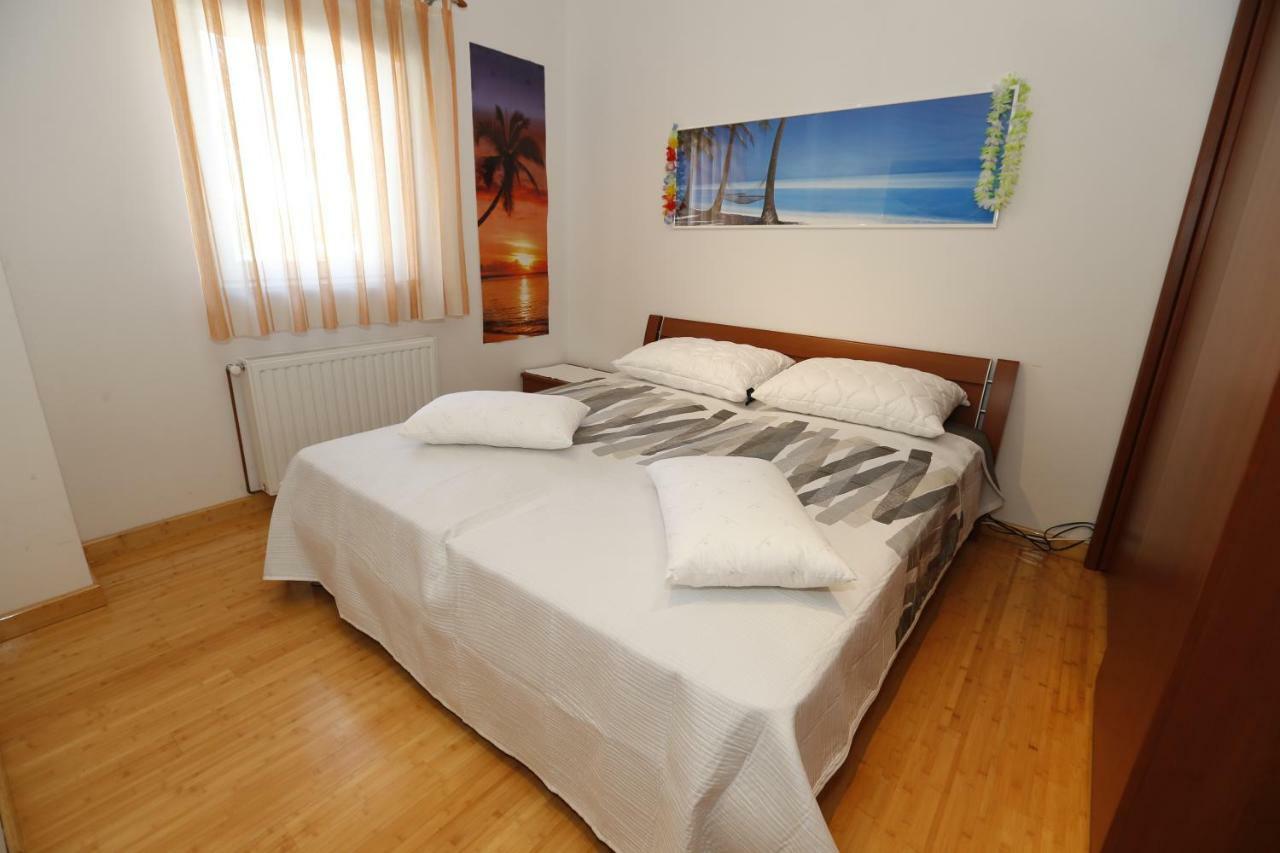 Apartment Bojan With Terrace And Sea View Baška Exterior foto